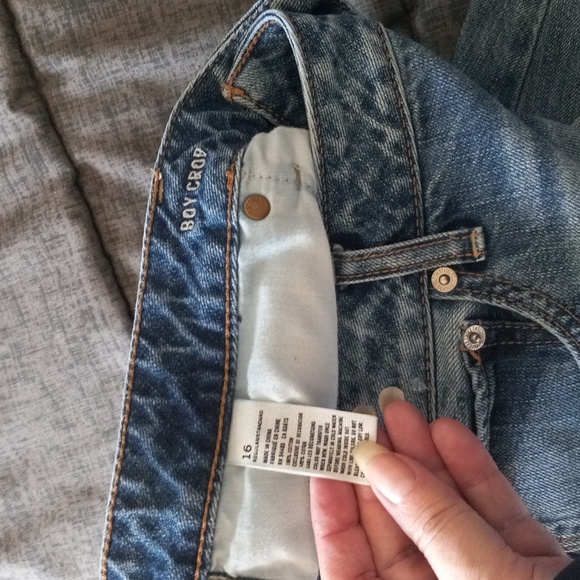 American Eagle boy crop size 16 - Picture 2 of 4